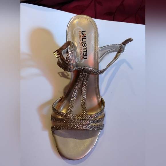 KENNETH COLE UNLISTED - Picture 1 of 1